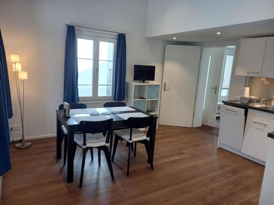 New.. Matten Central Family Suite, Sleeps 4 Matten bei Interlaken Luaran gambar